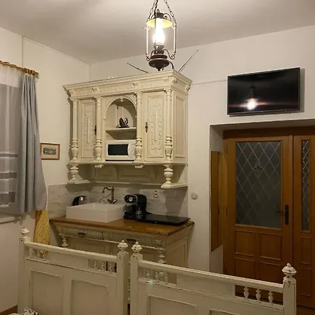 Penzio דירה